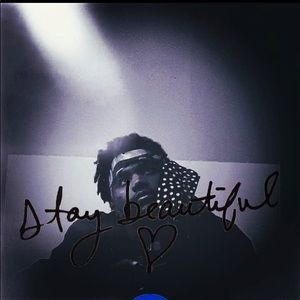 Meet your Posher, Nico